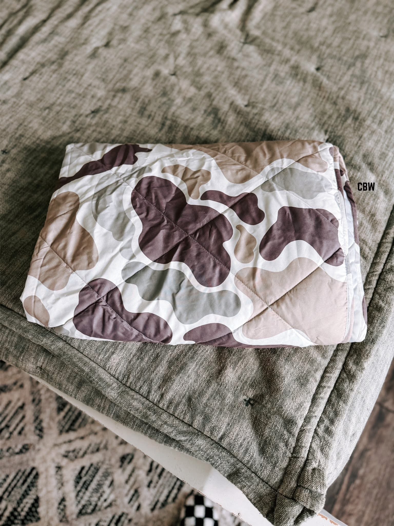 FROSTED SNUGGLES BLANKET